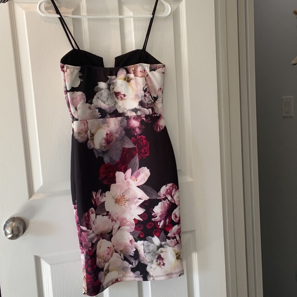 Women’s spaghetti strap dress. - Picture 2 of 2